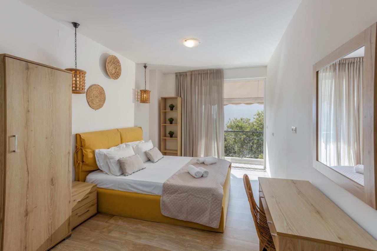 Vicus Central Grand Suite By Estia Ираклио Екстериор снимка
